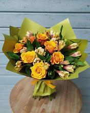 Букет цветов из:  Альстромерии и Розы в Нововоронино