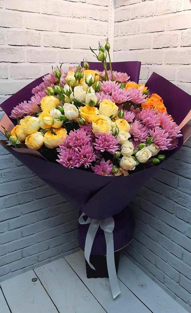 Букет цветов из: Хризантемы и Розы в Нововоронино