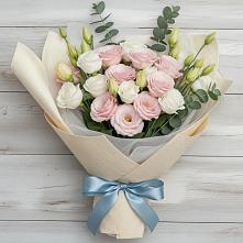Букет цветов из:  Лизиантусы в Нововоронино