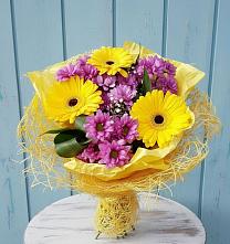 Букет цветов из:  Хризантемы и Герберы в Нововоронино