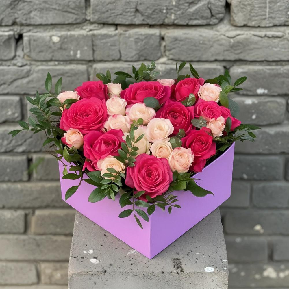 Цветочная композиция из Розы в коробке в Нововоронино
