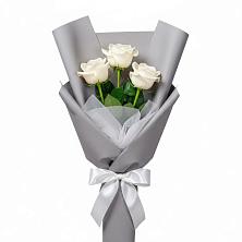 Букет 3 белые розы в Нововоронино