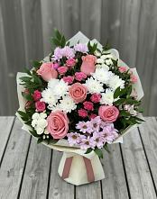 Букет цветов из:  Альстромерии, Гвоздики, Розы и Хризантемы в Нововоронино