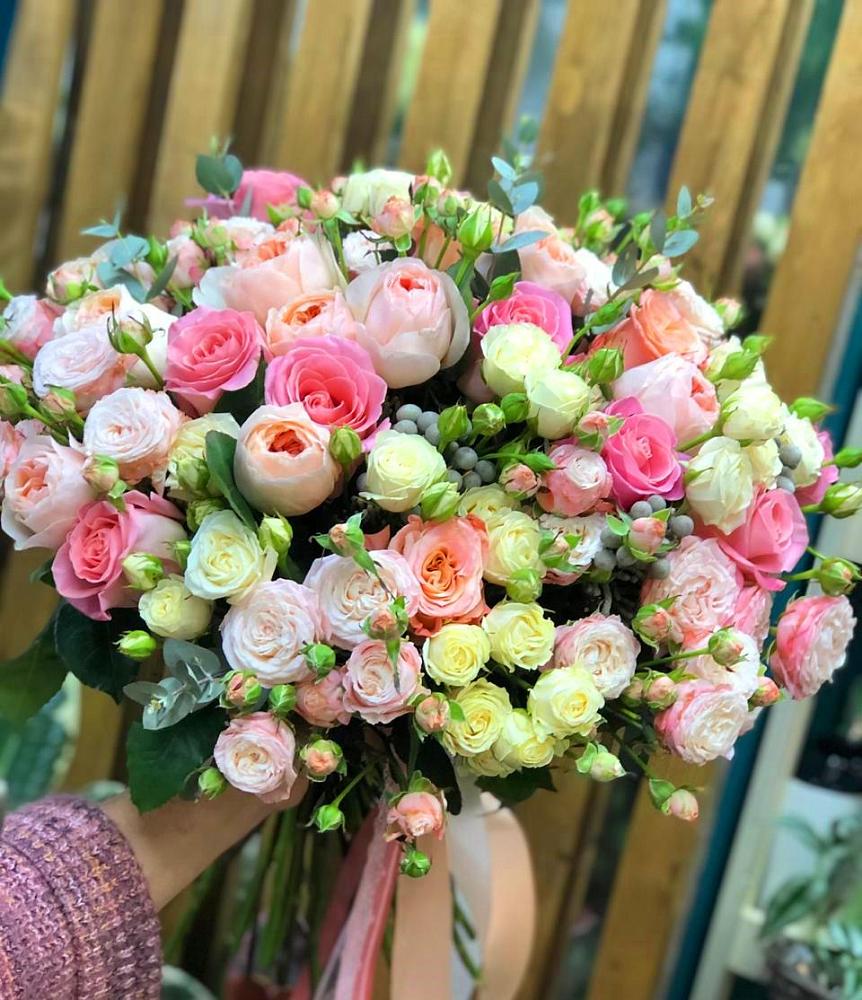 Букет цветов из: Розы в Нововоронино