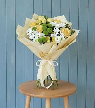 Букет цветов из:  Хризантемы и Розы в Нововоронино