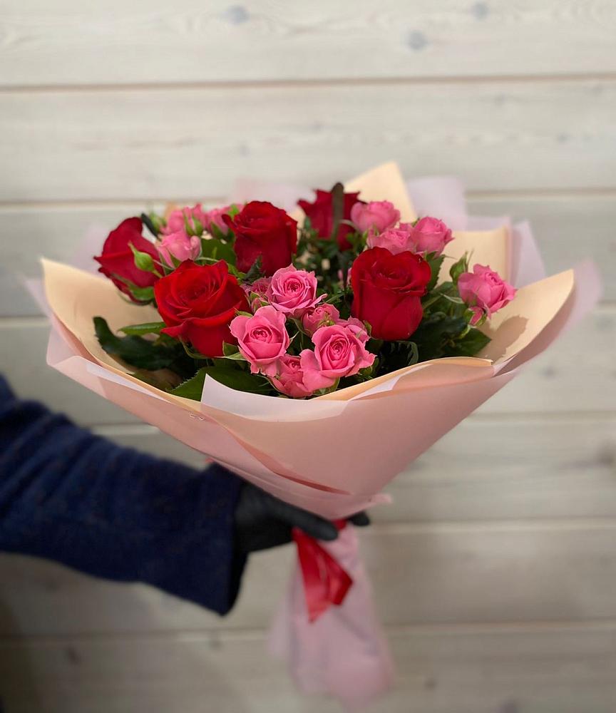 Букет цветов из: Розы в Нововоронино