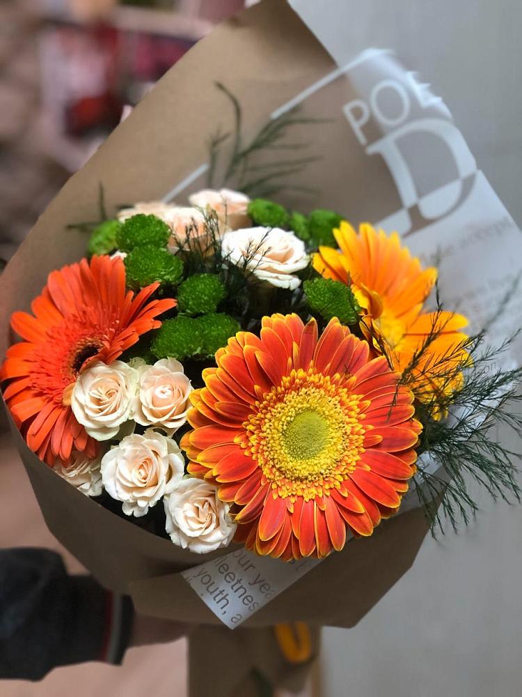 Букет цветов из: Герберы, Хризантемы и Розы в Нововоронино