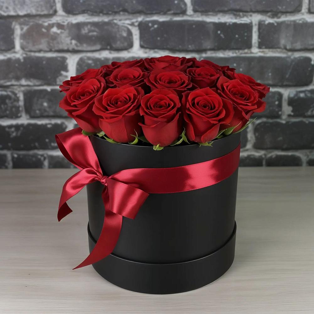 Цветочная композиция из Розы в шляпной коробке в Нововоронино